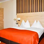 Guest house Gasthaus-pension Schwarzer Graf 3*