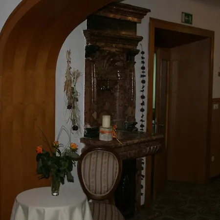 Gasthaus-pension Schwarzer Graf Gasthof 3*