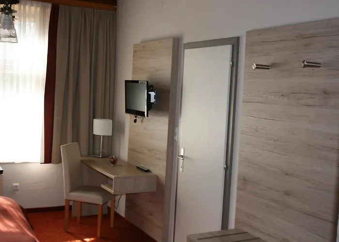 Gasthaus-pension Schwarzer Graf بيت ضيافة